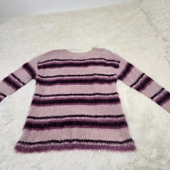 Sweater - Picture 3 of 5